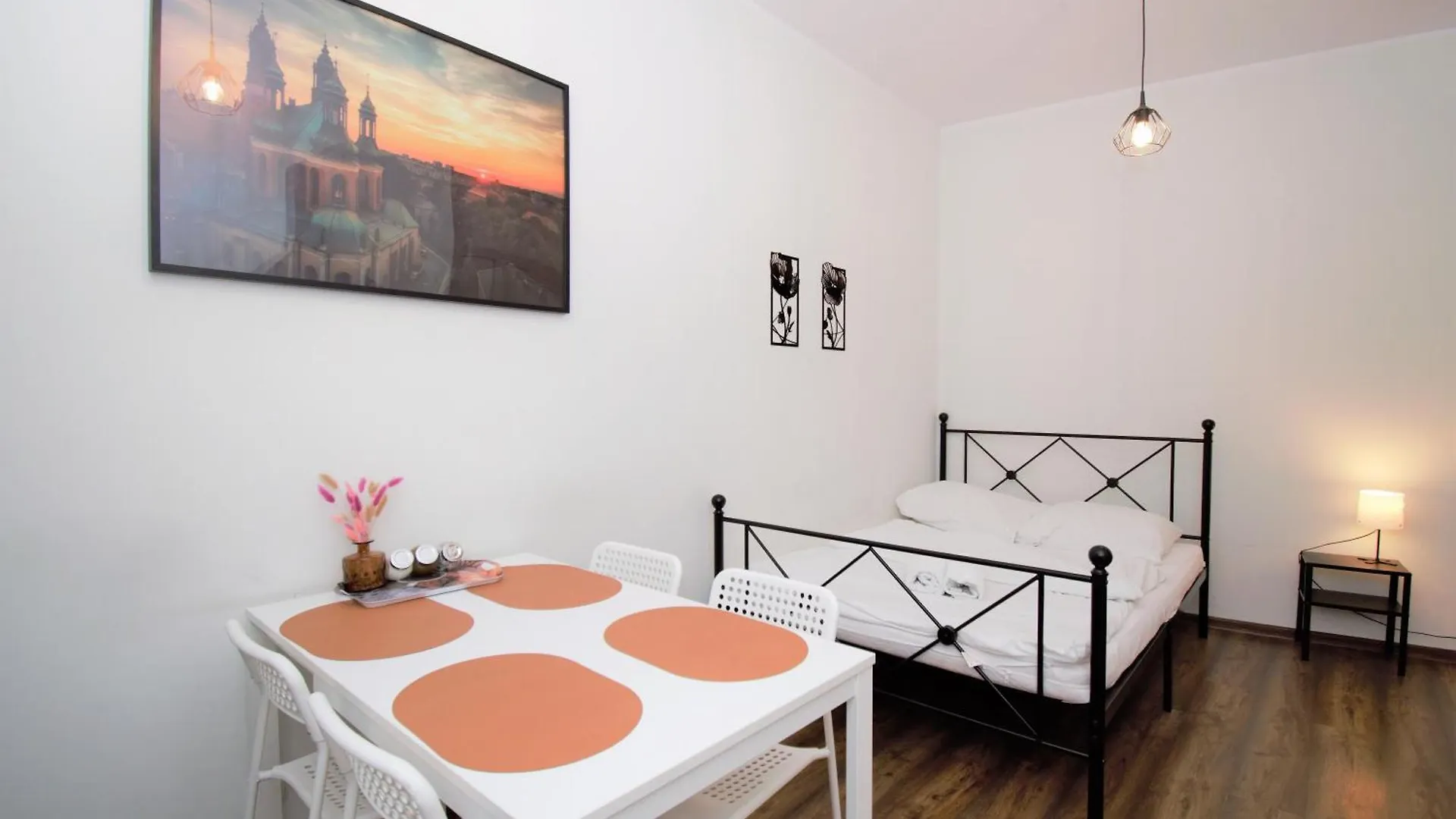 Roomspoznan Pl - Apartamenty I Pokoje Polwiejska 20 - 24H Self Check-In 0*, Posen Polen