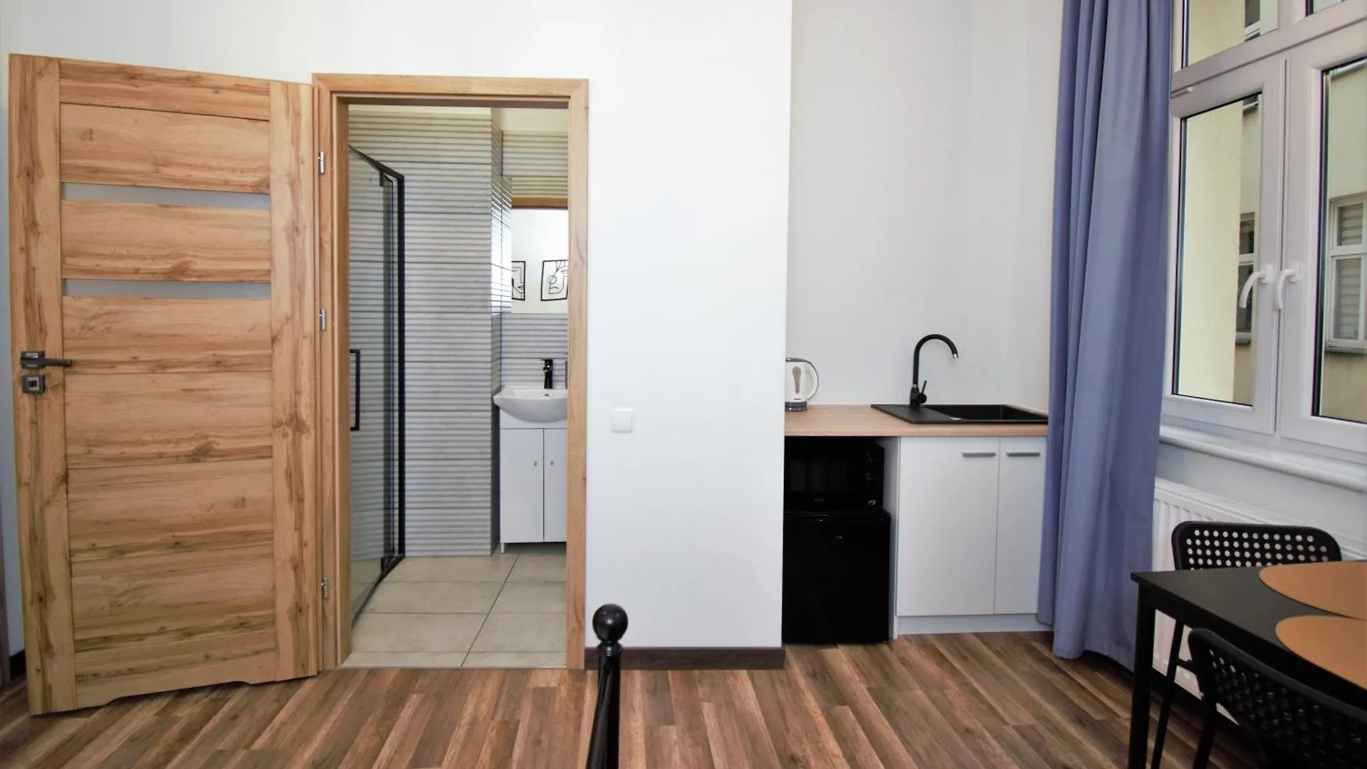 Roomspoznan Pl - Apartamenty I Pokoje Polwiejska 20 - 24H Self Check-In Apartment Poznan